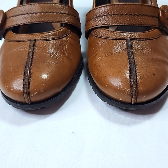 Aerosoles Leather Mary Jane Heels Size 6.5 - Picture 3 of 9